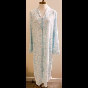 V-Neck Floral Waffle Knit